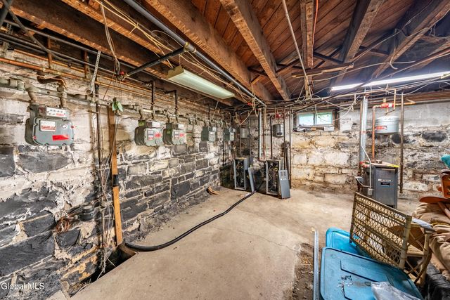 204 206 2nd Avenue, Troy, NY 12180