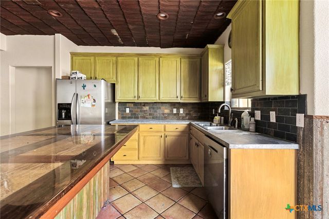 4680 Dreibrodt Road, San Marcos, TX 78666