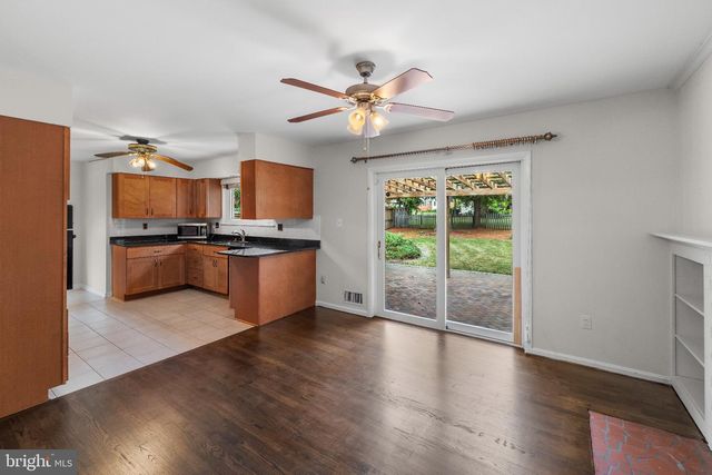 2200 ROSECROFT BLVD, Fort Washington, MD 20744