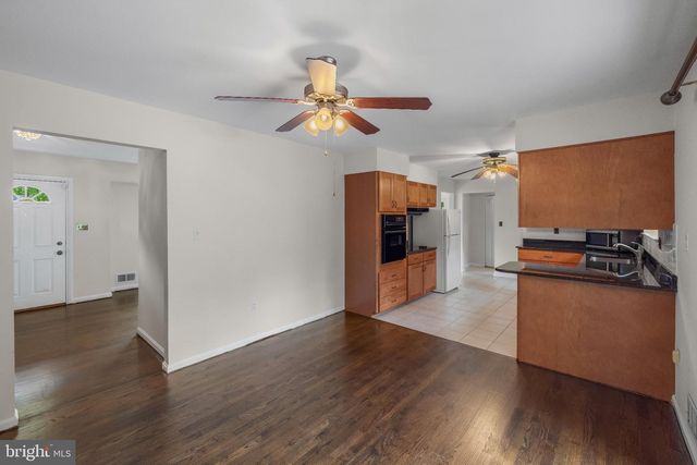 2200 ROSECROFT BLVD, Fort Washington, MD 20744