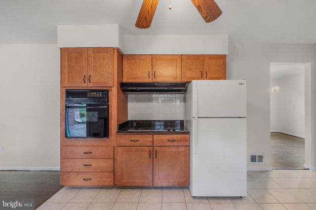 2200 ROSECROFT BLVD, Fort Washington, MD 20744