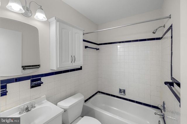 2200 ROSECROFT BLVD, Fort Washington, MD 20744