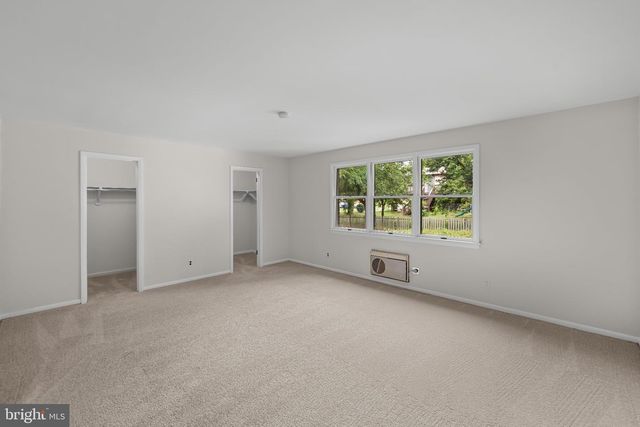 2200 ROSECROFT BLVD, Fort Washington, MD 20744