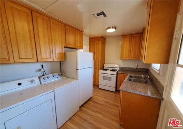 4503 Castle Lane, La Canada Flintridge, CA 91011