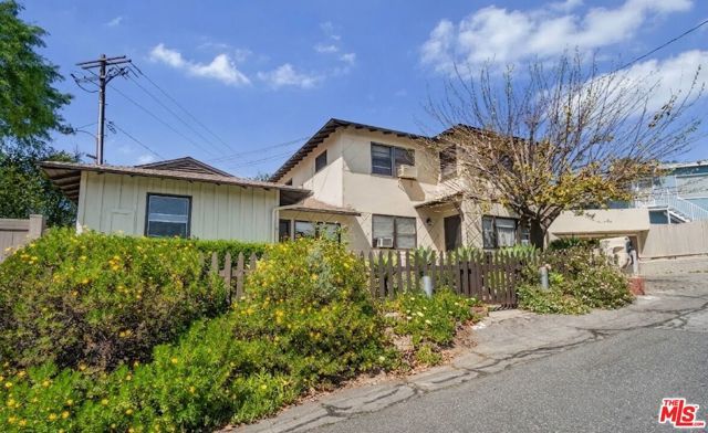 4503 Castle Lane, La Canada Flintridge, CA 91011