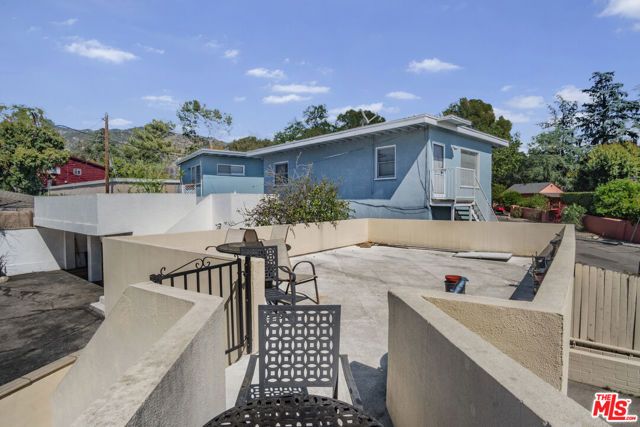 4503 Castle Lane, La Canada Flintridge, CA 91011