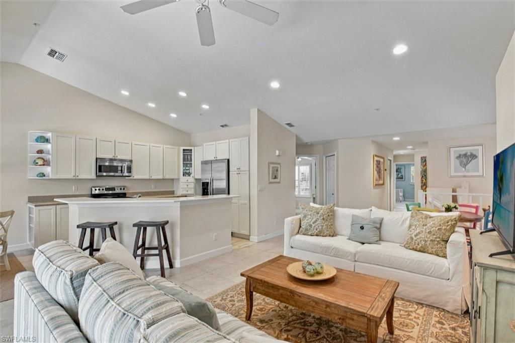 24833 Lakemont Cove LN 202, BONITA SPRINGS, FL 34134 — photo 3