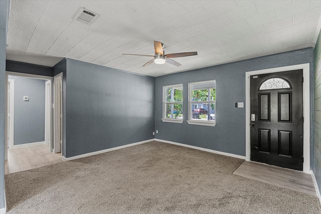 566 Loraine Circle, Greenville, TX 75401