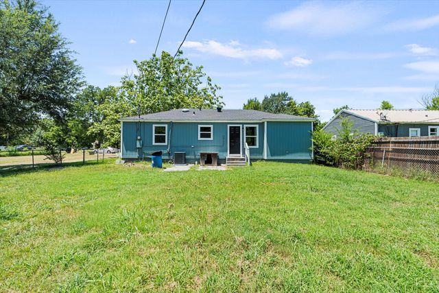 566 Loraine Circle, Greenville, TX 75401