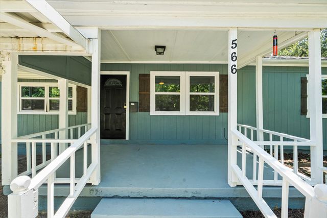 566 Loraine Circle, Greenville, TX 75401