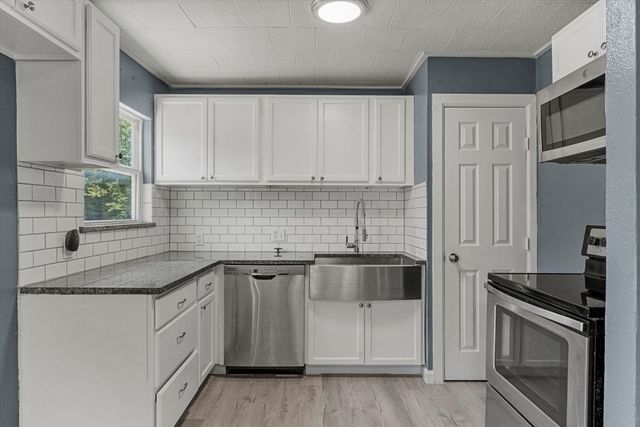 566 Loraine Circle, Greenville, TX 75401