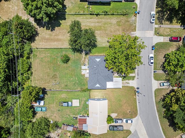 566 Loraine Circle, Greenville, TX 75401