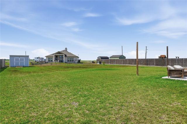 109 Longhorn, Odem, TX 78370