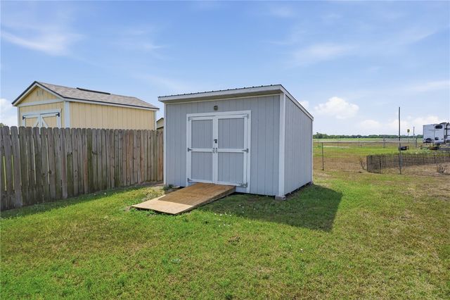 109 Longhorn, Odem, TX 78370