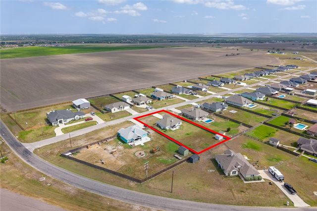 109 Longhorn, Odem, TX 78370