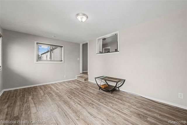 18890 Birmingham Street, Roseville, MI 48066