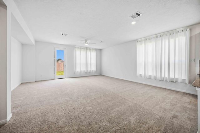 18206 Spruce Cottage Dr, Tomball, TX 77377