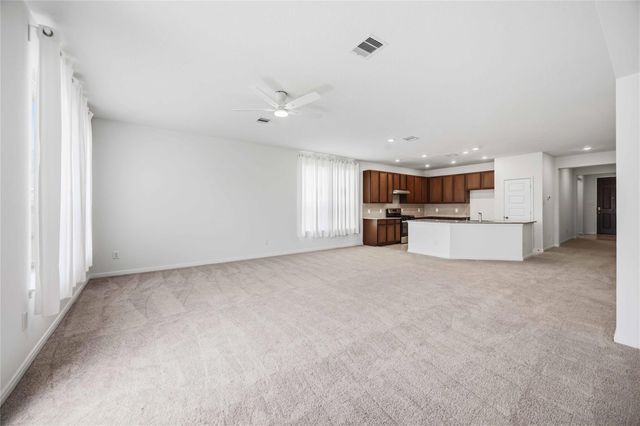 18206 Spruce Cottage Dr, Tomball, TX 77377