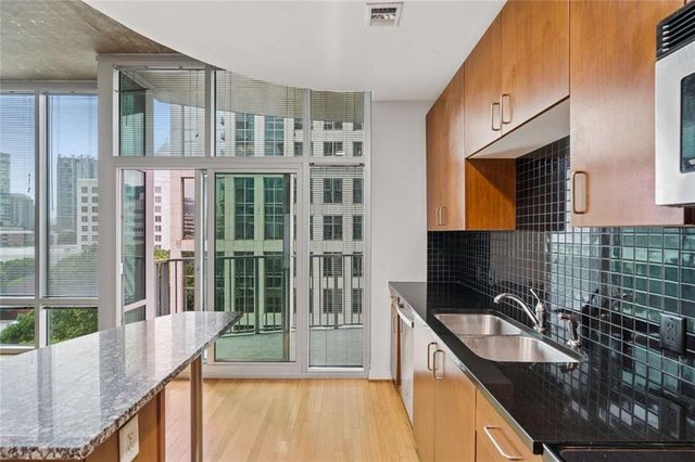 943 Peachtree Street NE 707, Atlanta, GA 30309