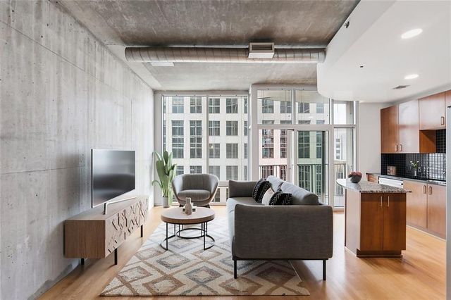 943 Peachtree Street NE 707, Atlanta, GA 30309