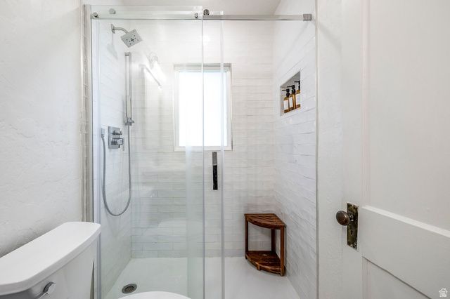 5997 S 2700 W, Roy, UT 84067