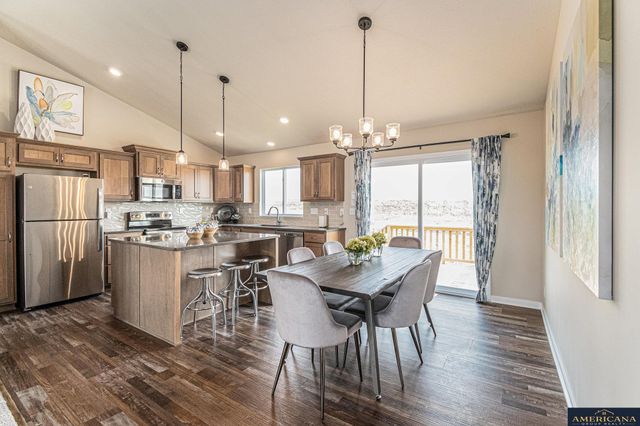 5401 N 182 Street, Elkhorn, NE 68022