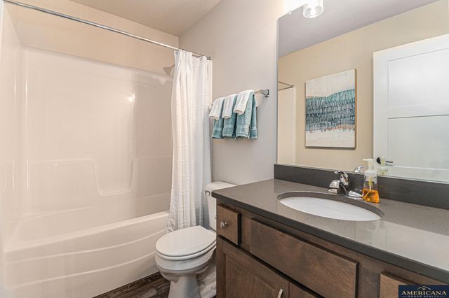 5401 N 182 Street, Elkhorn, NE 68022