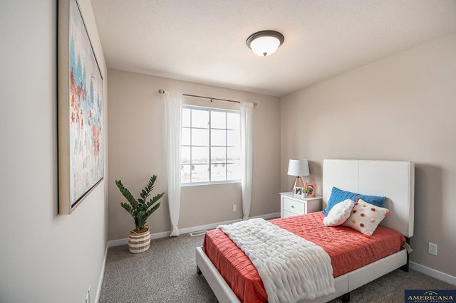 5401 N 182 Street, Elkhorn, NE 68022