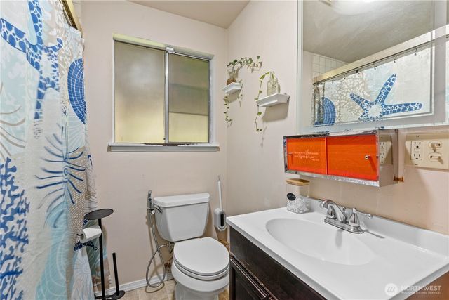 22415 Military Road S, Seatac, WA 98198