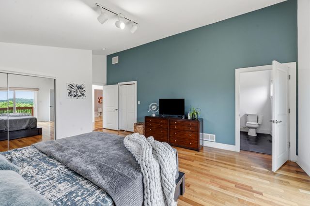 1011 Sunnyview Lane, Frankfort, KY 40601