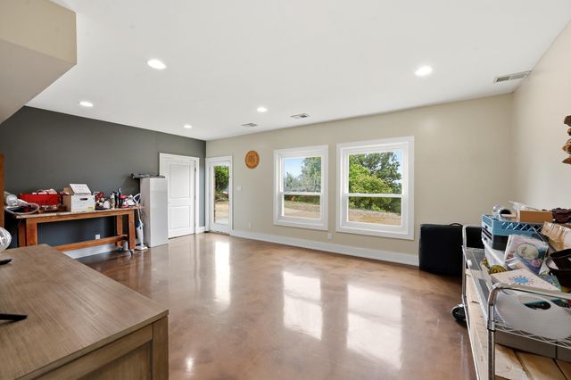 1011 Sunnyview Lane, Frankfort, KY 40601