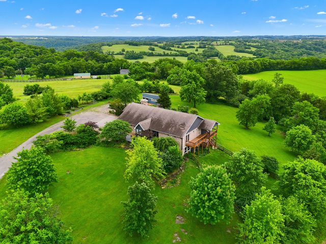 1011 Sunnyview Lane, Frankfort, KY 40601
