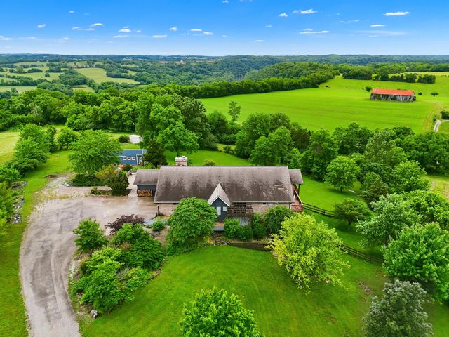 1011 Sunnyview Lane, Frankfort, KY 40601