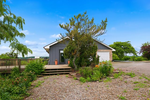 1011 Sunnyview Lane, Frankfort, KY 40601