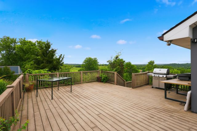 1011 Sunnyview Lane, Frankfort, KY 40601