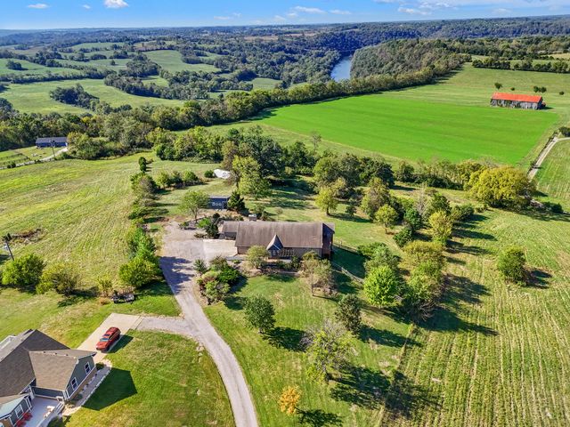 1011 Sunnyview Lane, Frankfort, KY 40601