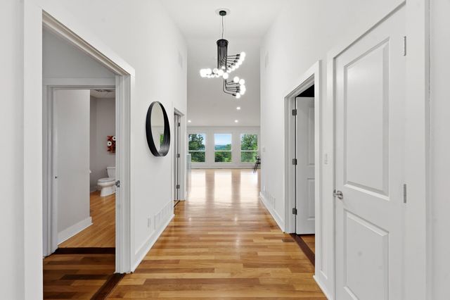 1011 Sunnyview Lane, Frankfort, KY 40601