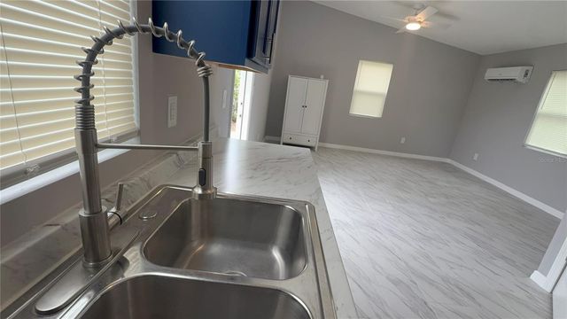 8623 N WILLOW AVENUE B, Tampa, FL 33604