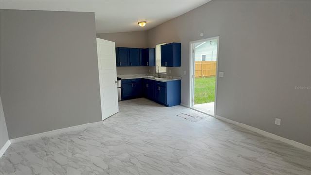 8623 N WILLOW AVENUE B, Tampa, FL 33604
