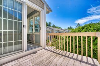 332 Parkside Rd Unit 27, New London, NH 03257