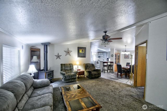 15442 Ursula Lane SE, Yelm, WA 98597