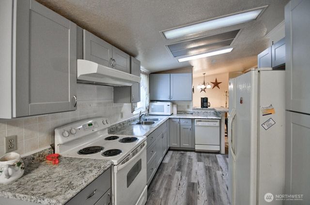 15442 Ursula Lane SE, Yelm, WA 98597