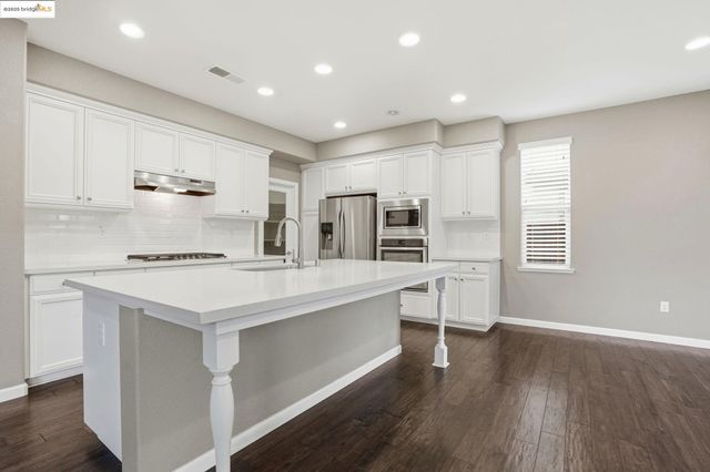 8047 Westport Cir, Discovery Bay, CA 94505