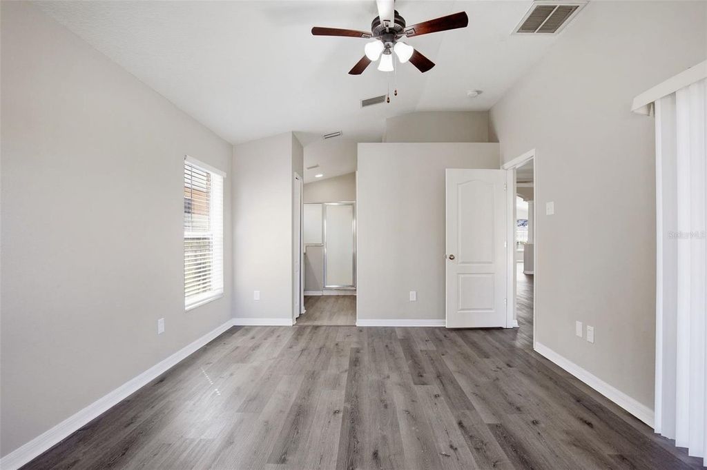 Image 28 of property listing at 18933 NEW PASSAGE BOULEVARD, Land O Lakes, FL 34638