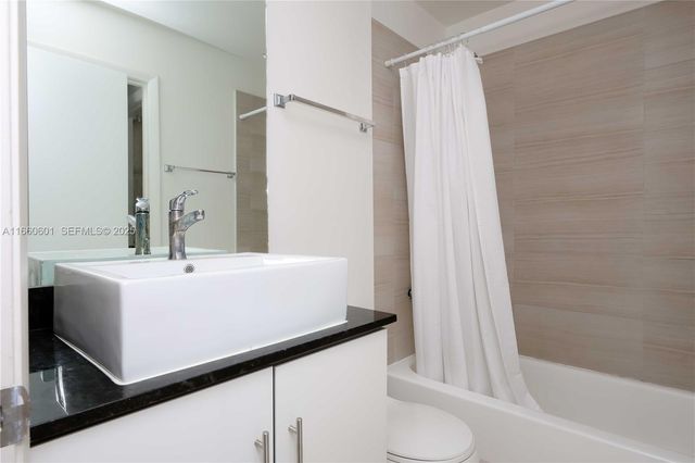 446 SW 113th Way 446, Pembroke Pines, FL 33025