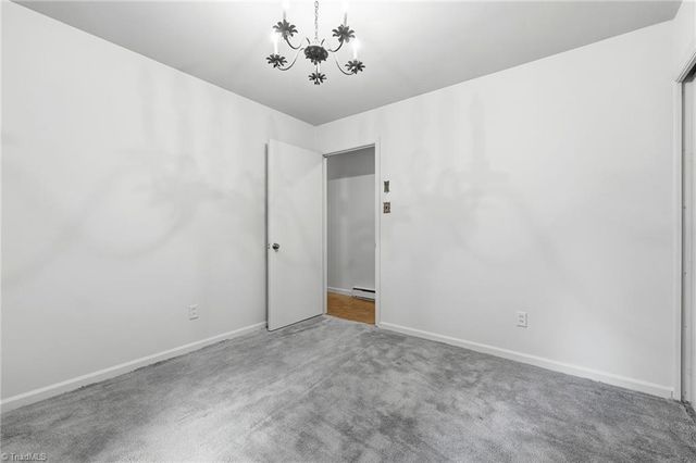 2101 W Vandalia Road, Greensboro, NC 27407