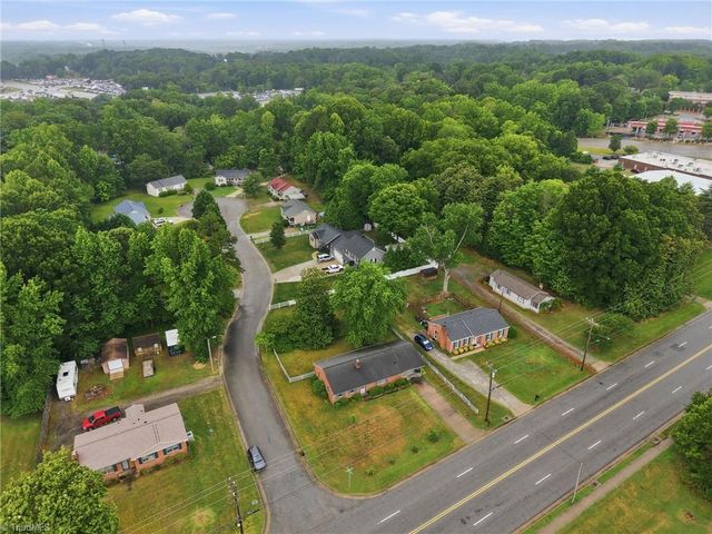 2101 W Vandalia Road, Greensboro, NC 27407