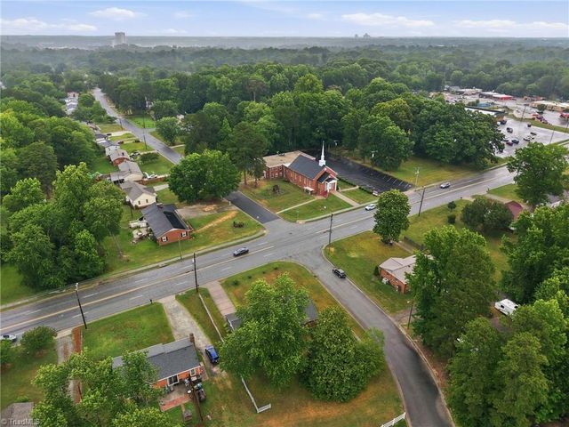 2101 W Vandalia Road, Greensboro, NC 27407