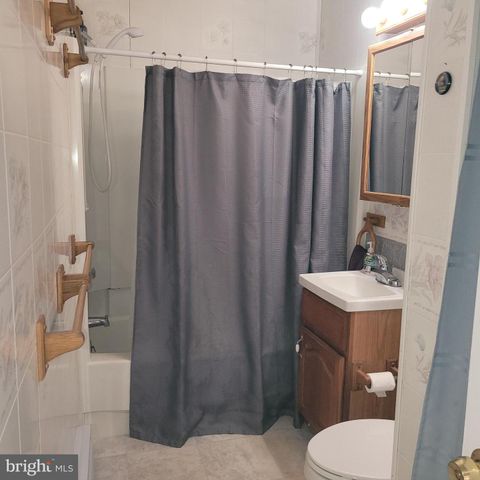 2720 HAUCK RD, Green Lane, PA 18054