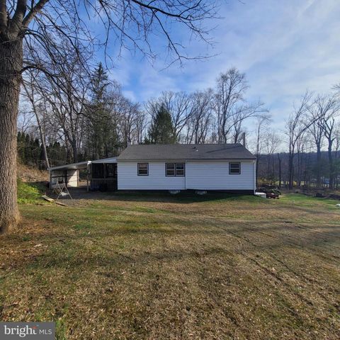 2720 HAUCK RD, Green Lane, PA 18054